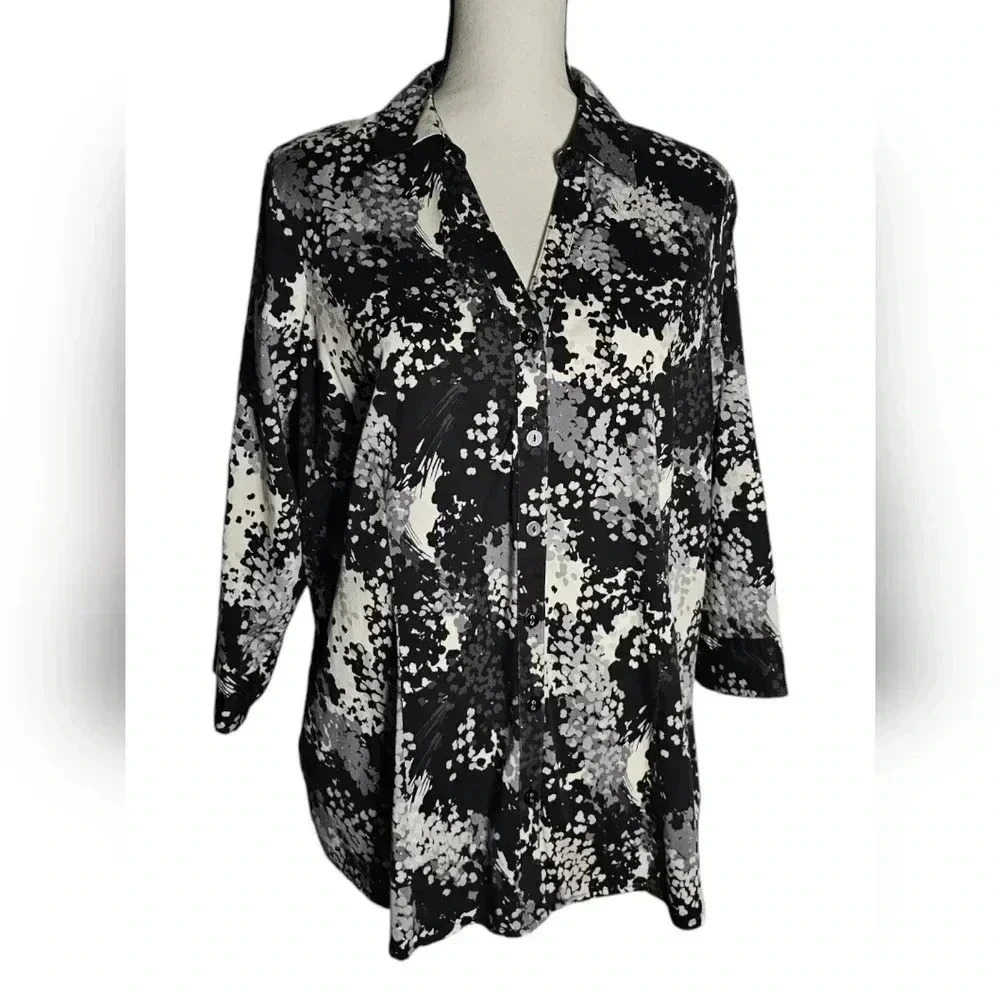 212 Collection Blouse 1X NWOT